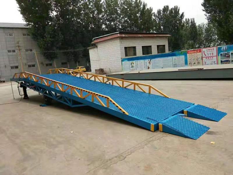 鹤壁汽车登车桥
